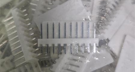 CONN 10P(1x10) 2.54mm 180° MALE WHITE THT (*)