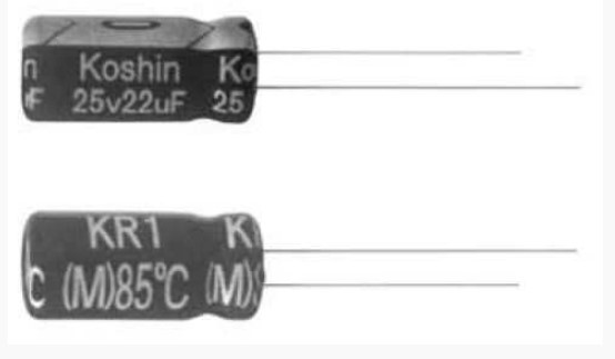 CAP.EL.100uF 50V 8x12 5MM 105C THT (*)